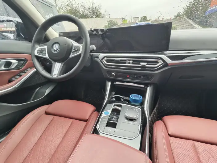 BMW i3 2023 Model eDrive35L – фото 7