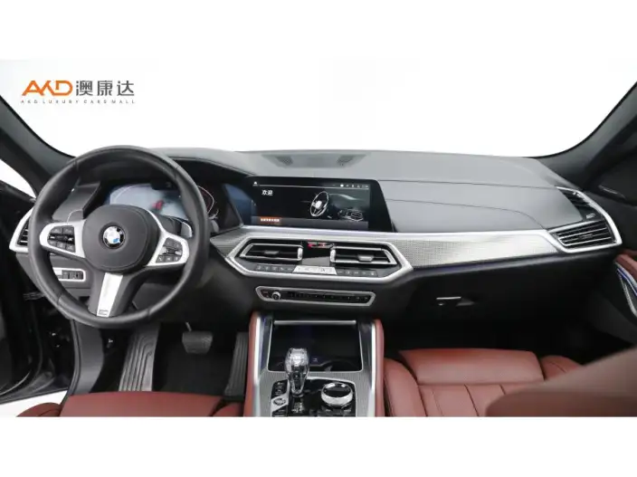 BMW X6 2022 Model xDrive40i Exclusive Model M Sports Set – фото 6
