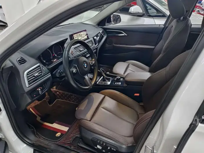 BMW 1 Series 2020 Model 120i M Sports Set – фото 8