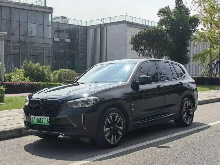 BMW iX3 2021 Model Leading Model