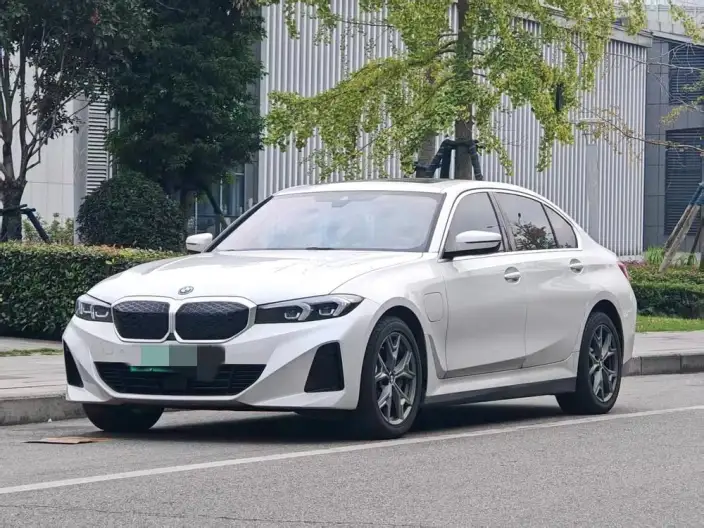 BMW i3 2025 Model eDrive35L