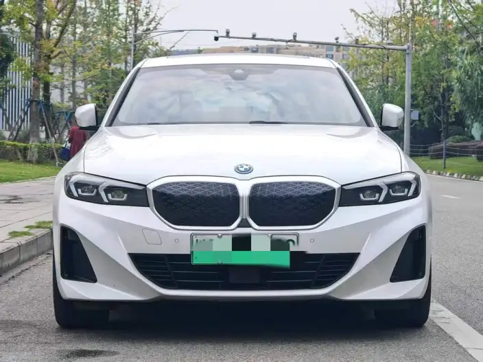 BMW i3 2025 Model eDrive35L