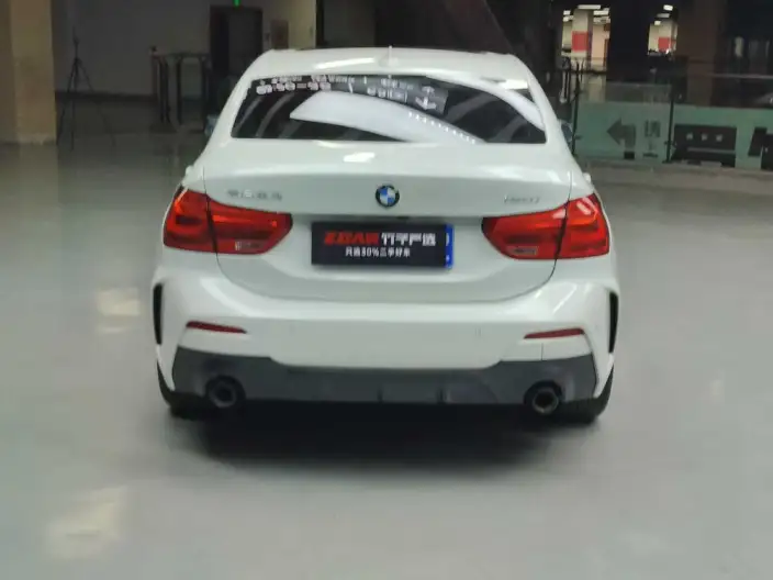 BMW 1 Series 2021 Model 120i M Sports Night Edition – фото 6