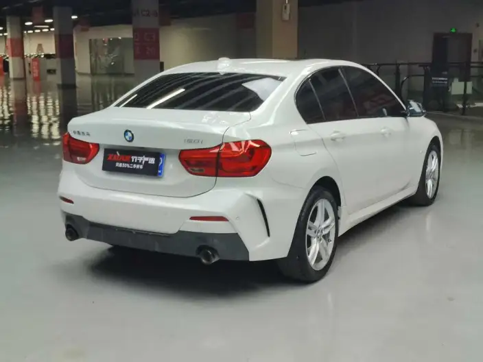 BMW 1 Series 2021 Model 120i M Sports Night Edition – фото 7