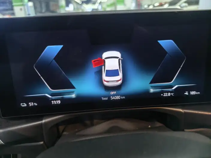 BMW i3 2023 Model eDrive35L – фото 7