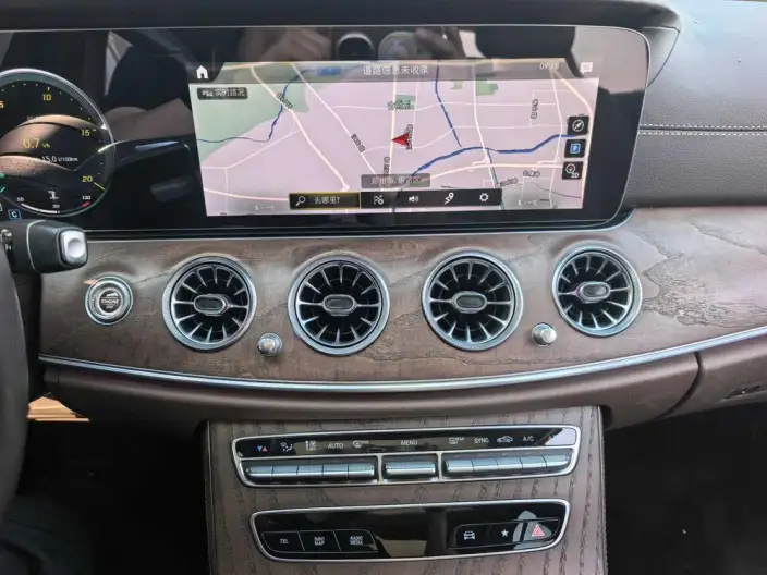 Mercedes-Benz E-Class 2021 Model Facelift E 260 L 4MATIC sedan – фото 9
