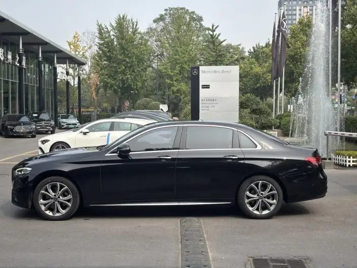Mercedes-Benz E-Class 2022 Model Facelift E 300 L Luxury Model Sports sedan – фото 3