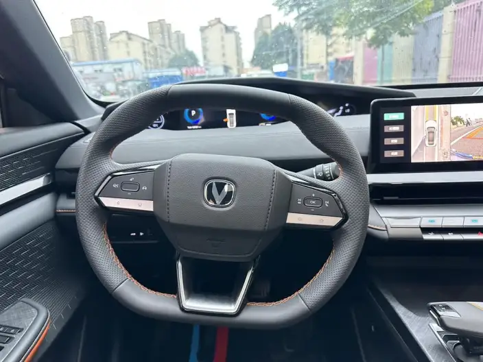 Changan UNI-V 2023 Model 1.5T Noble Model – фото 7