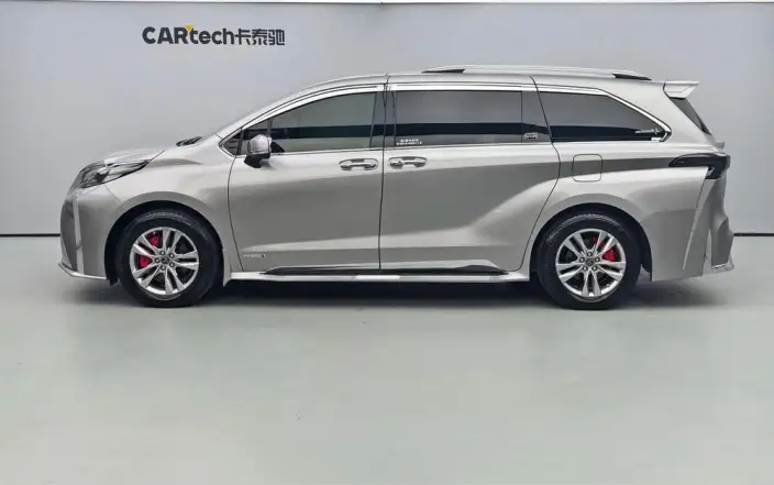 Toyota Sienna 2023 Model Hybrid 2.5L Comfort Edition – фото 3
