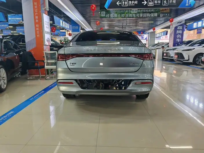 BYD Qin PLUS DM 2023 Model DM-i Champion Edition 55KM Leading Model – фото 5