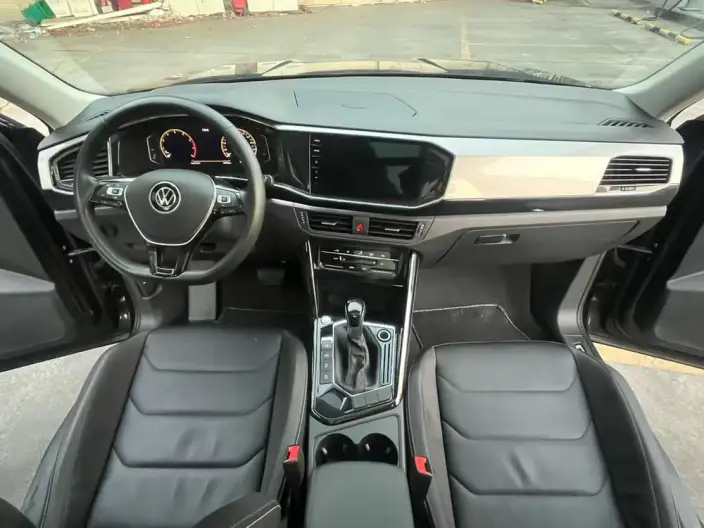 Volkswagen Tayron 2022 Model 330TSI 2WD Luxury Zhilian Edition Plus – фото 6
