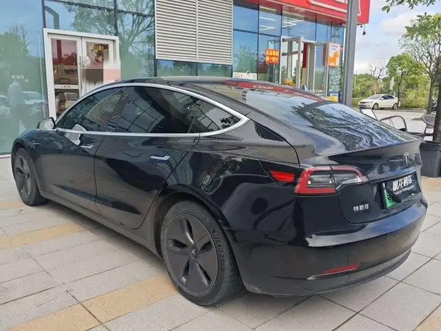 Model 3 2020 Model Standard Battery Life Rear Drive L Class Edition