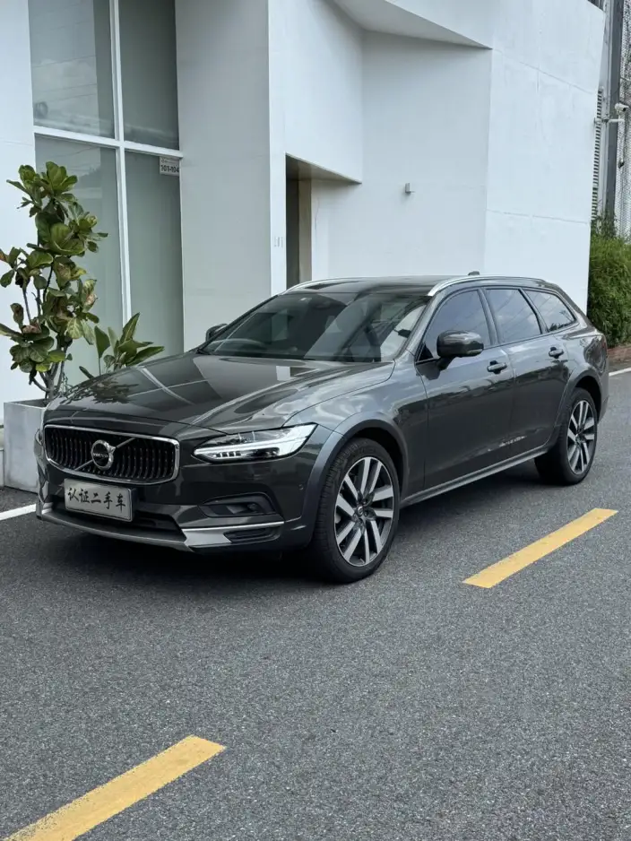 Volvo V90 2021 Model Cross Country B5 AWD Zhizun Edition