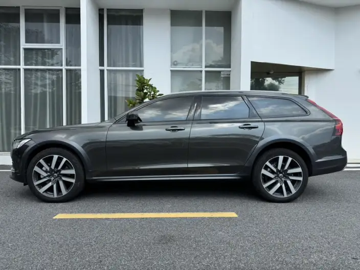 Volvo V90 2021 Model Cross Country B5 AWD Zhizun Edition