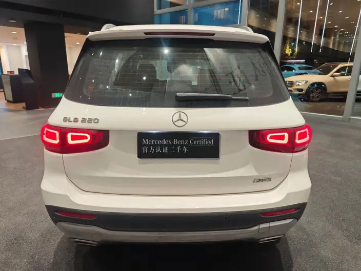 Mercedes-Benz GLB 2023 Model GLB 220 Dynamic Model – фото 4