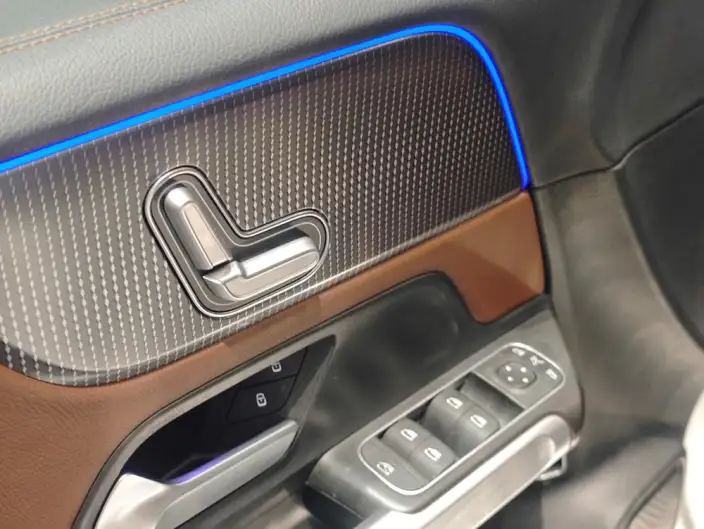 Mercedes-Benz GLB 2023 Model GLB 220 Dynamic Model – фото 9