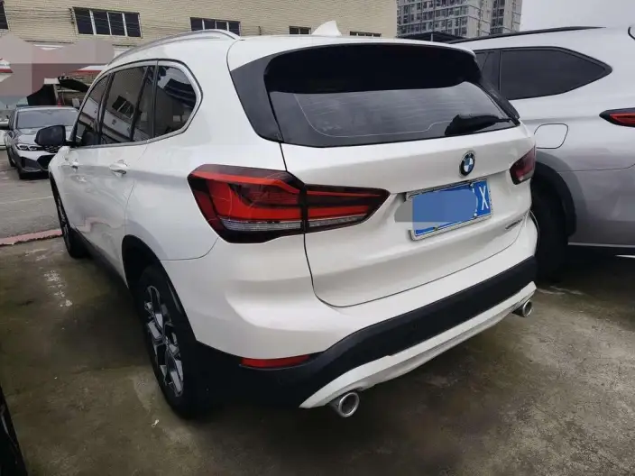 BMW X1 2021 Model sDrive25Li Leading Model – фото 4