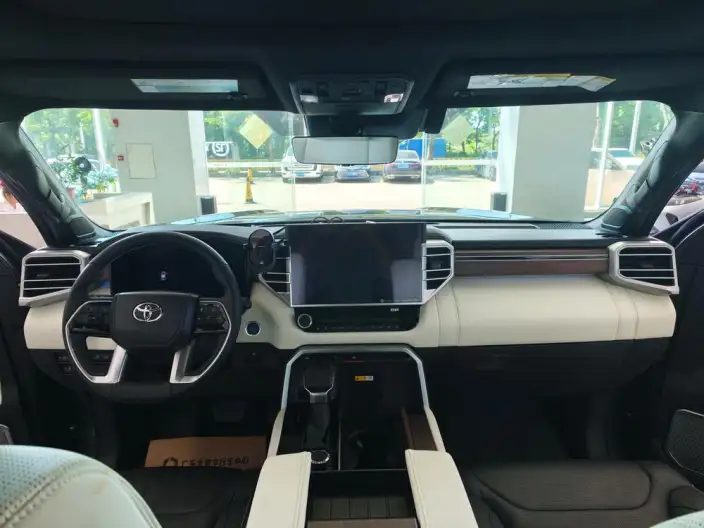 Sequoia 2023 Model 3.5T Automatic Qian Drive 7 seat Parallel Imported – фото 8