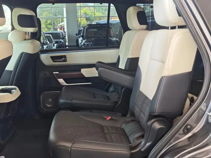 Sequoia 2023 Model 3.5T Automatic Qian Drive 7 seat Parallel Imported – фото 9