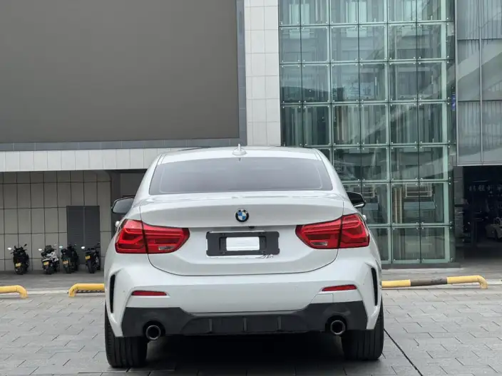 BMW 1 Series 2023 Model 125i M Sports Night Edition – фото 5