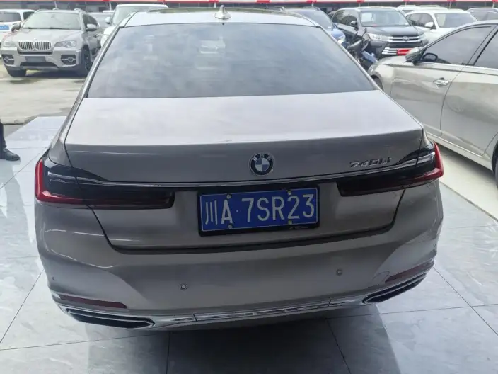 BMW 7 Series 2021 Model 730Li Luxury Set – фото 5