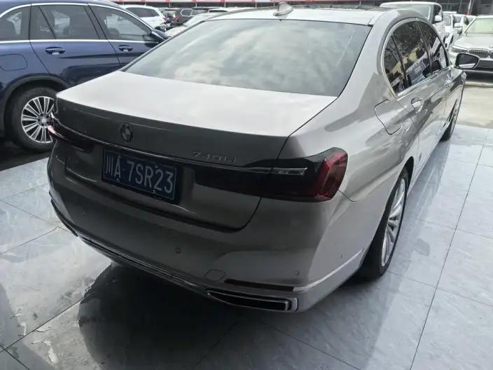BMW 7 Series 2021 Model 730Li Luxury Set – фото 6