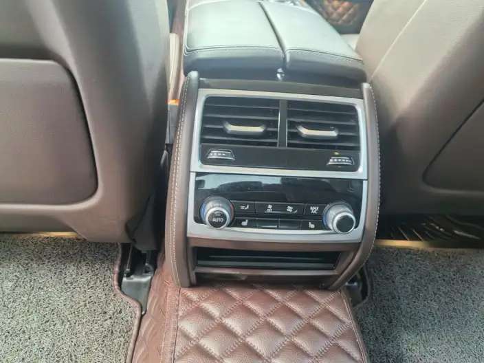 BMW 7 Series 2021 Model 730Li Luxury Set – фото 7