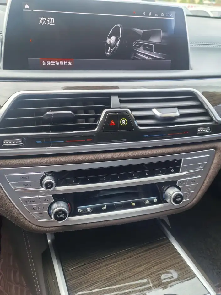 BMW 7 Series 2021 Model 730Li Luxury Set – фото 8