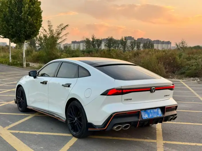 Changan UNI-V 2022 Model 1.5T Sports Edition