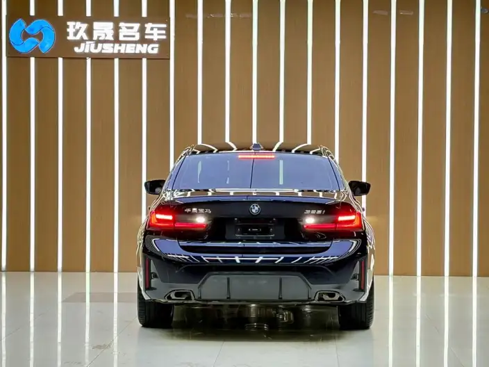 BMW 3 Series 2023 Model 325i M Sports Set – фото 5
