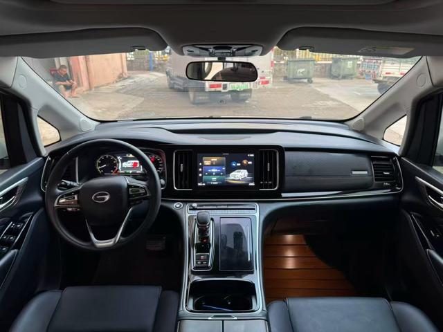GAC Trumpchi M8 2023 Elite Series 390T Luxury – фото 6