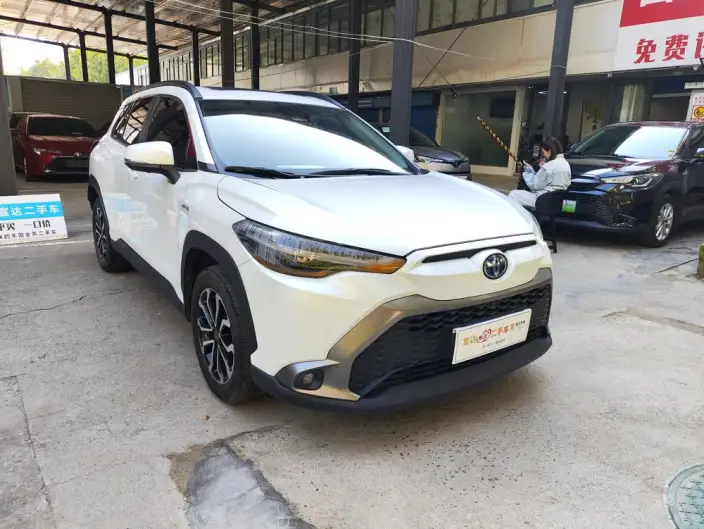 Frontlander 2023 Model 2.0L Intelligent Hybrid Premium Edition – фото 3