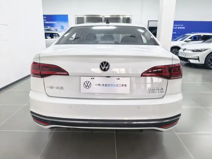 Volkswagen Bora 2023 Model 200TSI DSG Smooth Ride Edition – фото 5