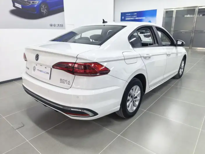 Volkswagen Bora 2023 Model 200TSI DSG Smooth Ride Edition – фото 6