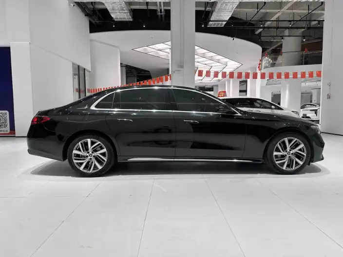 Mercedes-Benz E-Class 2025 Model E 300 L Fashion Model sedan – фото 8