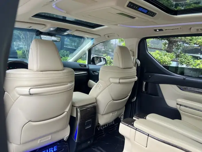 Vellfire 2023 Model 2.5L Automatic 4WD 7 seat Parallel Imported – фото 9