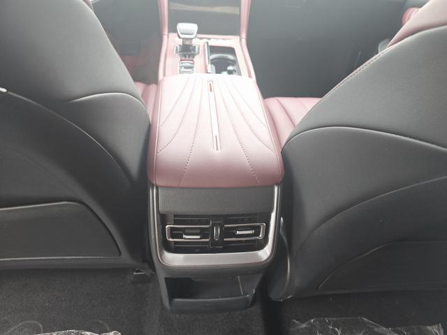 Hongqi H5 2025 Model 2.0T Automatic Xuan Ying Edition – фото 6