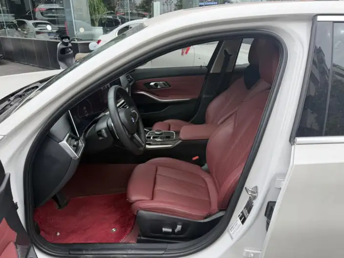 BMW 3 Series 2023 Model 325Li M Sports Set – фото 8