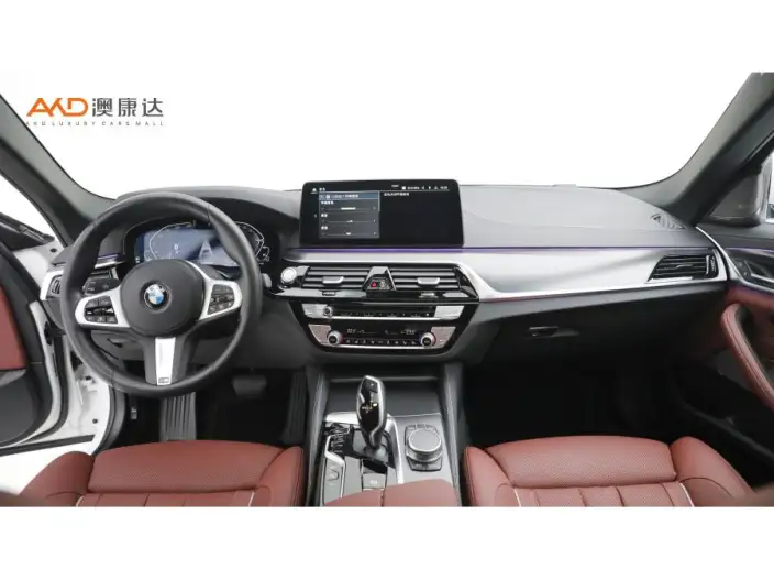 BMW 5 Series PHEV 2021 Model 535Le Pioneer Edition M Sports Set – фото 6