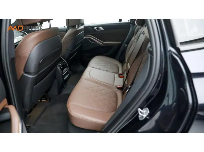 BMW X6 2022 Model Facelift II xDrive40i Exclusive Model M Sports Set – фото 9