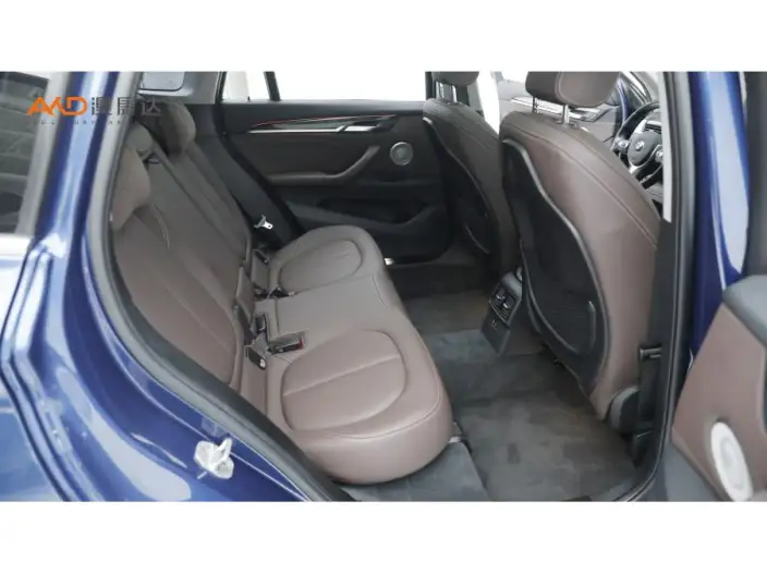 BMW X1 2021 Model xDrive25Li Exclusive Model – фото 10
