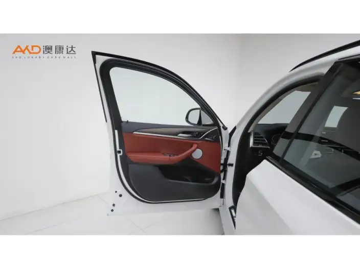 BMW X3 2023 Model xDrive30i Leading Model M Night Set – фото 9