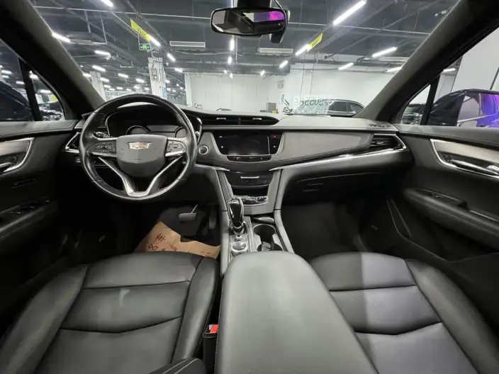 Cadillac XT6 2021 Model 28T VII seat Fashion Model – фото 7