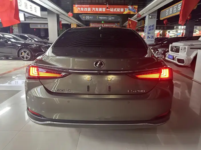 Lexus ES 2021 Model 200 Superior Edition – фото 5