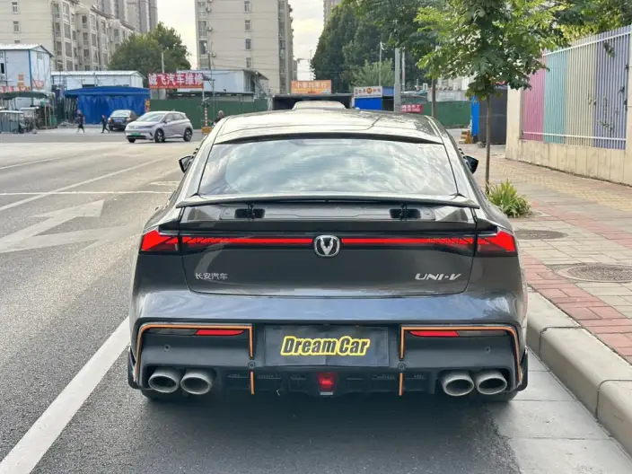 Changan UNI-V 2022 Model 1.5T Sports Edition – фото 5