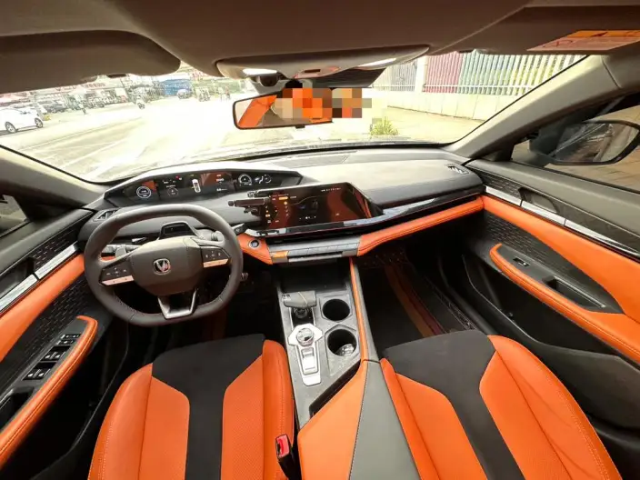 Changan UNI-V 2022 Model 1.5T Sports Edition – фото 6