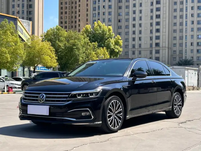 Volkswagen Phaeton 2021 Model 380TSI Deluxe Edition