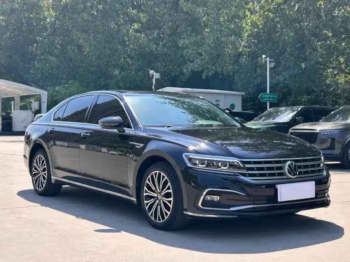 Volkswagen Phaeton 2021 Model 380TSI Deluxe Edition
