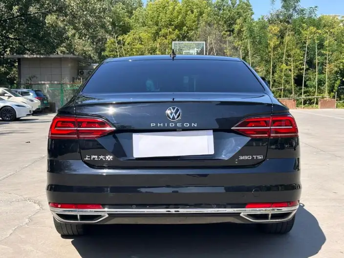 Volkswagen Phaeton 2021 Model 380TSI Deluxe Edition – фото 5