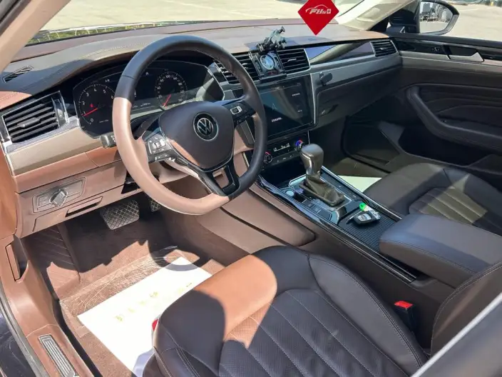 Volkswagen Phaeton 2021 Model 380TSI Deluxe Edition – фото 9